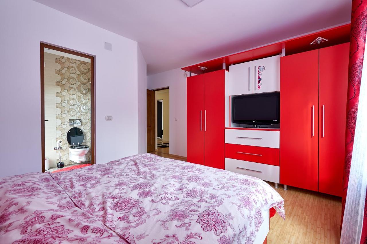 Отель Casa Cu Flori Мойсей Экстерьер фото