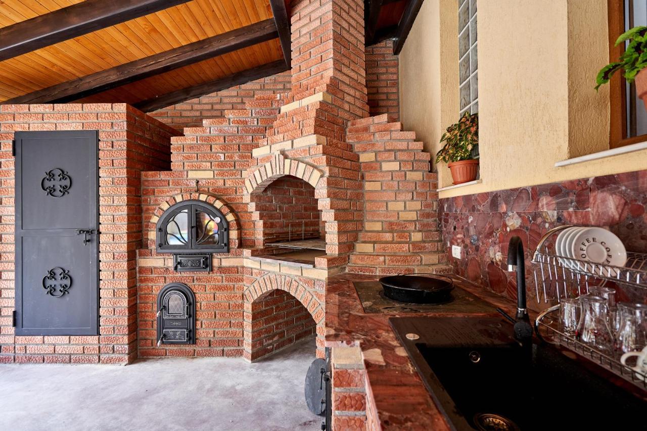Отель Casa Cu Flori Мойсей Экстерьер фото